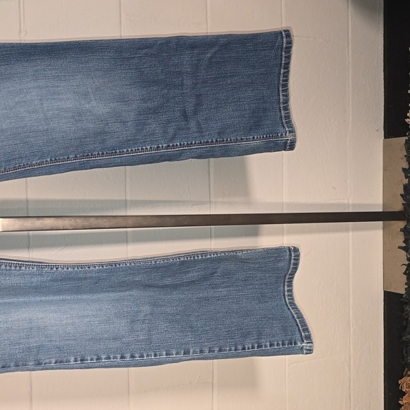 White House Black Market jeans - Picture 3 of 7